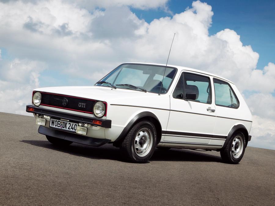  Volkswagen Golf GTi 3-Door 1976 года  (фото 14 из 16)